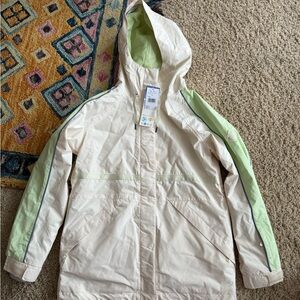 Roxy Cream and Light Green Ski Jacket